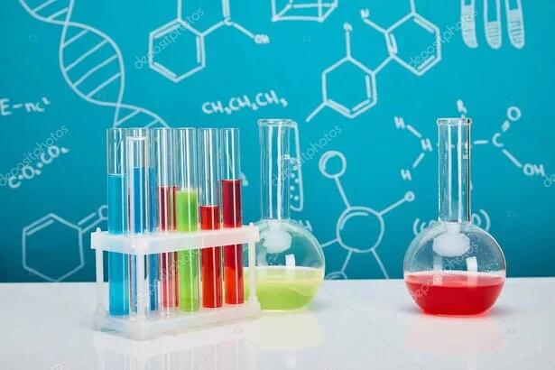 Schema chimico del chitosano con evidenza del grado di deacetilazione